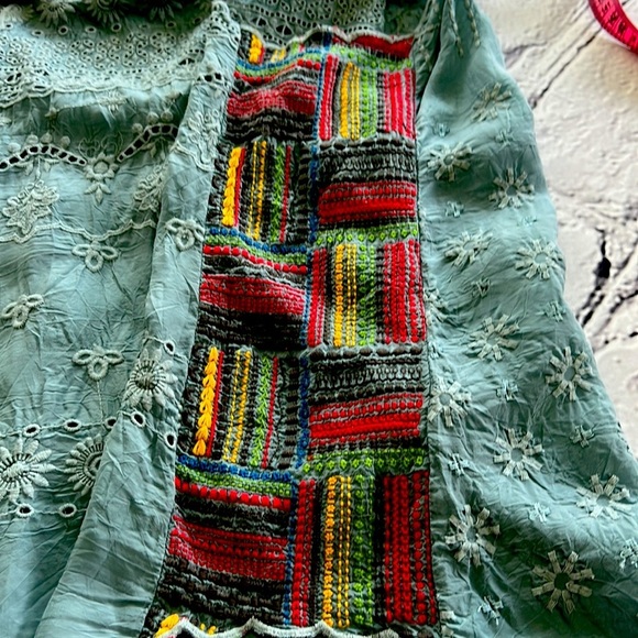 Johnny Was blouse green color size large - Picture 5 of 7